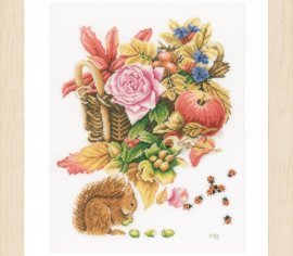 Squirrell in autumn PN-0156940 LanArte